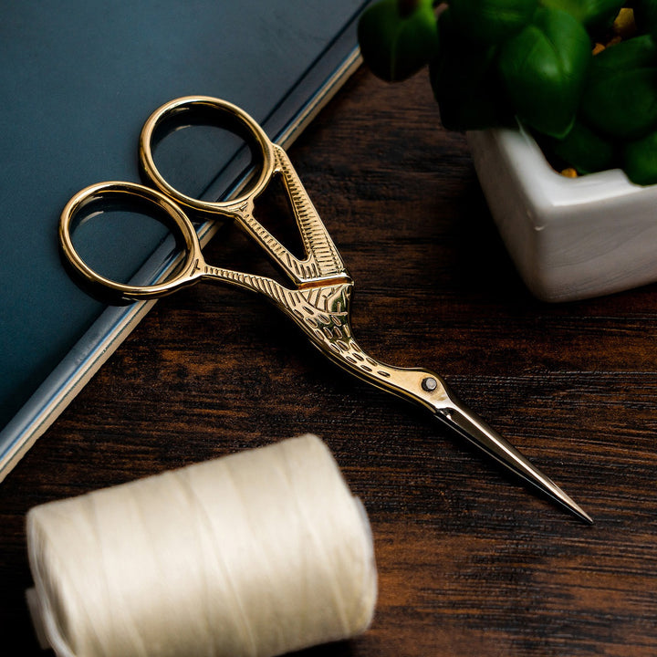 Singer Gold Stork Embroidery Scissors - 4.5 Inch