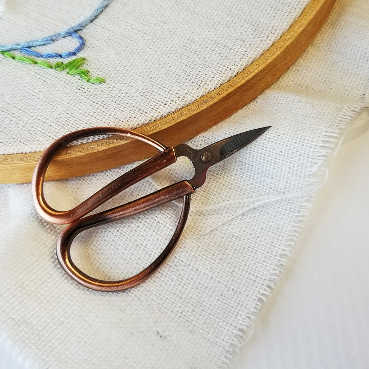 Sullivans Heirloom Petites Embroidery Scissors 2.25"